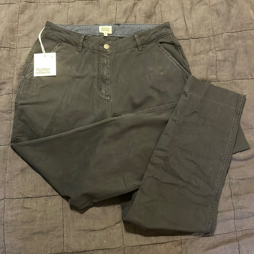 NWT Bridge and Burn Market Black trousers - size 30